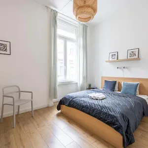 Grand With 5bedrm 2bathroom , Budapest Hungría